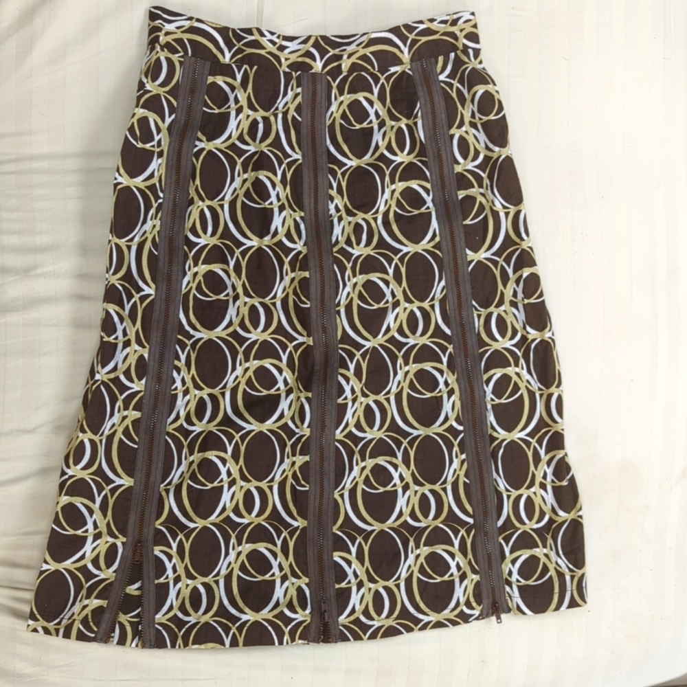 Brown and yellow skirt with zipper accents